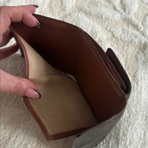 Louis Vuitton Brown Monogram wallet - Picture 4 of 6